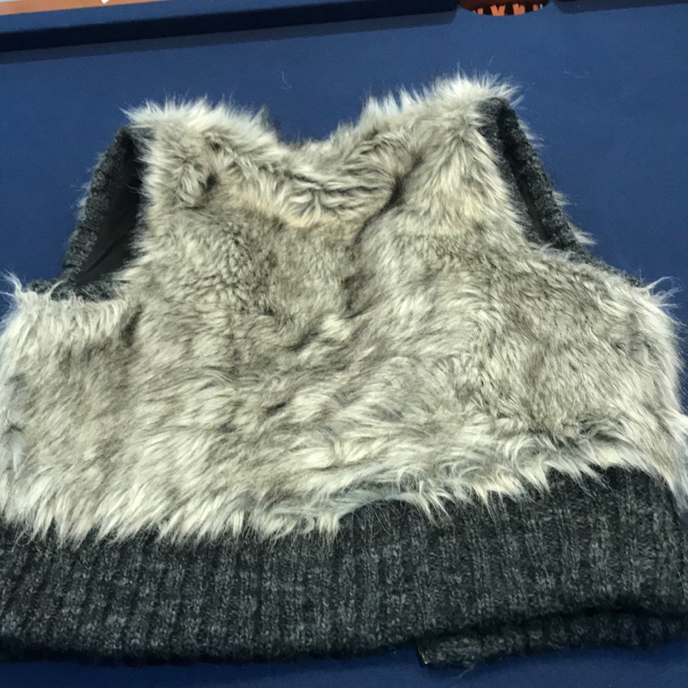 LOFT fleece lined faux fur/knit vest - Picture 8 of 11